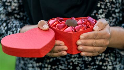 Cu Ndo Se Celebra En Colombia El D A Del Amor Y La Amistad