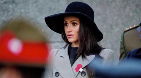 FEMME ACTUELLE Mariage du prince Harry le père de Meghan Markle