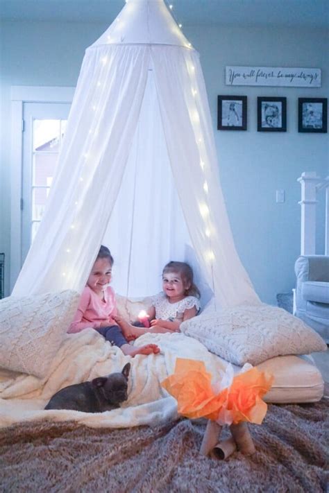 10 Indoor Camping Ideas to Do at Home - Play Party Plan