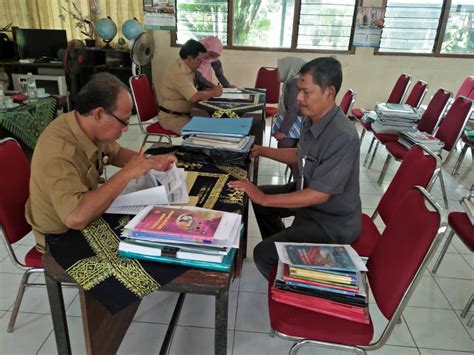 Supervisi Perangkat Pembelajaran Guru Oleh Pengawas DINAS PENDIDIKAN