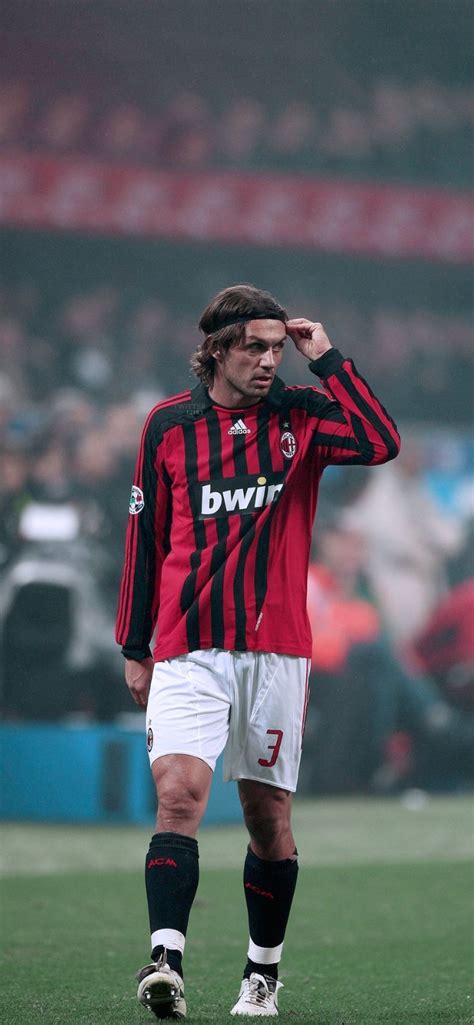 Paolo Maldini Wallpapers 4k Hd Paolo Maldini Backgrounds On Wallpaperbat