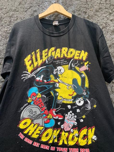 KAOS ONE OK ROCK X ELLEGARDEN OFFICIAL GILDAN HAMMER Fesyen Pria