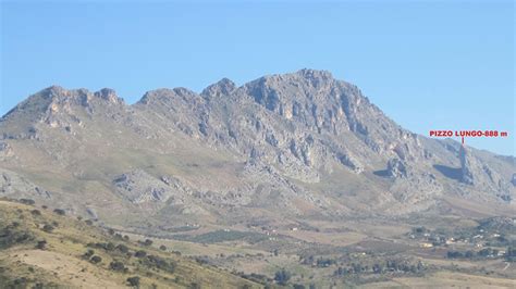 Pizzo Lungo Monti Di Calamigna Sicilia La Dorsale Di Pizzo Cane E Il