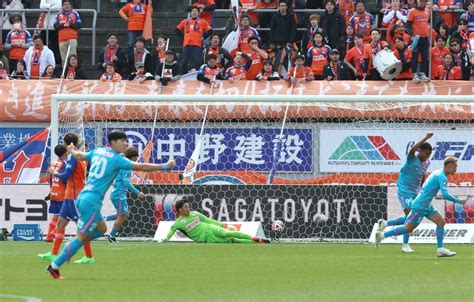 サッカーj1・アルビレックス新潟 マジでアツいぜ！開幕戦で逆転勝利！！鳥栖に2－1 谷口海斗が同点弾、新井直人が逆転ゴール！j1で8年ぶり