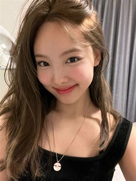 Pretty Smile Pretty And Cute K Pop Twice Jyp Nayeon Twice Im