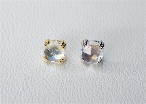 Bvla Prong Cab Rainbow Moonstone Aenima Boutique