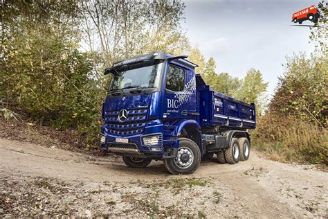 Foto Mercedes Benz Arocs Van Daimler Ag Truckfan