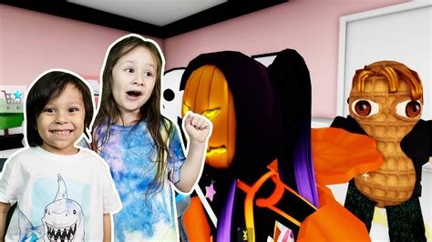 We found amazing costumes in Brookhaven! | Roblox Brookhaven Halloween🎃 ...