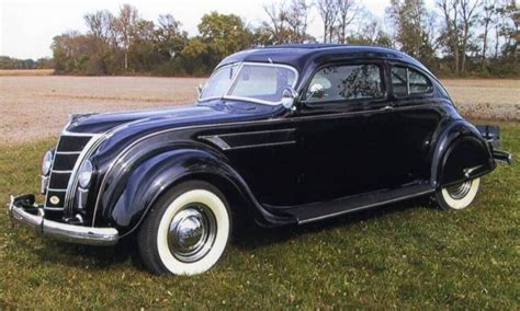 1935 Chrysler Airflow - Information and photos - MOMENTcar