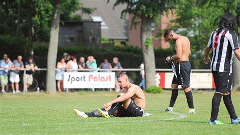 Sv Bislich Setzt Auf Teamgeist Und Zwei Trainer S Hne