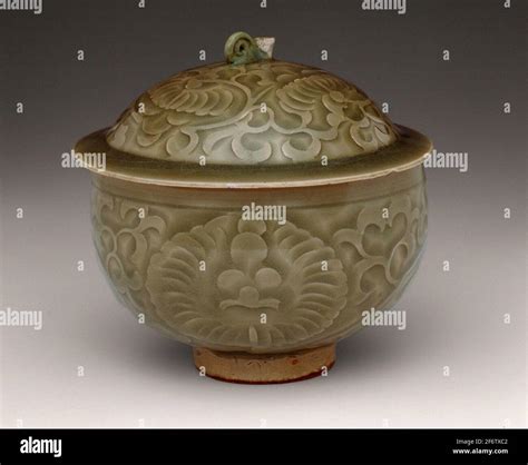 Covered Bowl With Peony Scroll Northern Song Dynasty Th