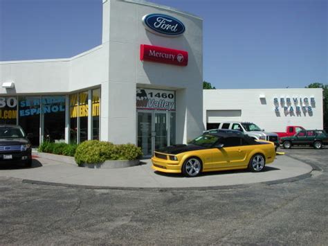 Bull Valley Ford in Woodstock, IL | Rated 4.5 Stars | Kelley Blue Book