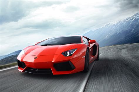 Gambar Transportasi : Gambar Mobil Sport Lamborghini Aventador