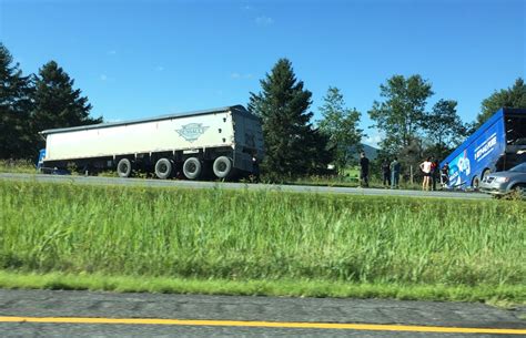 Accident Mortel Sur La 10 Un Camionneur En Panne Perd La Vie Le