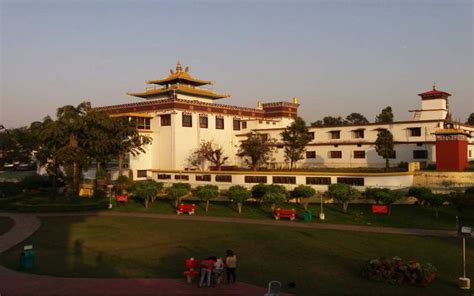 Buddha Temple Dehradun, History, Timings & Images