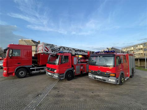 Brandweer Kennemerland schenkt wagens aan Oekraïne Brandweer