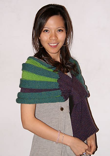 Ravelry Pleated Stole Pattern By Bonnie Groening