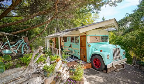 One of a Kind School Bus Tiny House Conversion Built with Salvaged ...