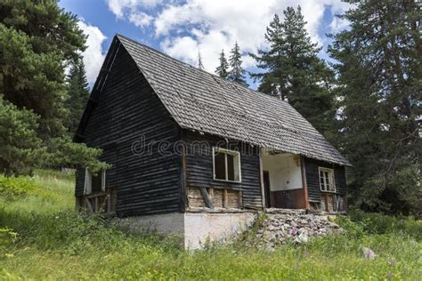 Old Abandoned Hut in the Woods Stock Photo - Image of europe, outdoor: 74602854