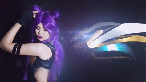 K/DA Kai’Sa Wings/Weapon Tutorial! – Tine Marie Riis