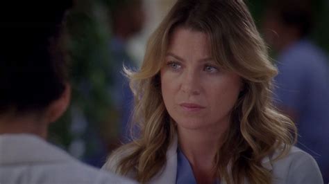 How To Dress Like Meredith Grey Grey S Anatomy Tv Style Guide