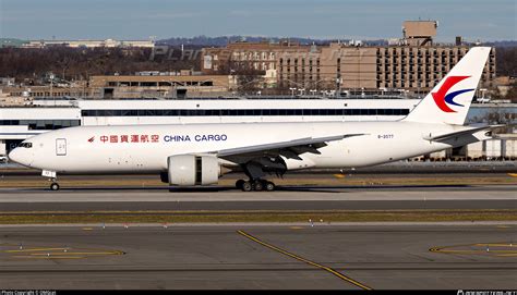 B 2077 China Cargo Airlines Boeing 777 F6N Photo By OMGcat ID 1376236