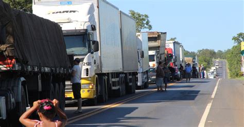 G1 Moradores Fecham BR 135 E Pedem Radares Em Augusto De Lima