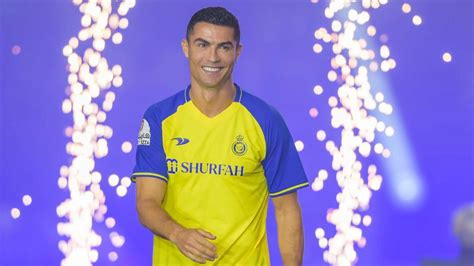 Ayrılacağı söyleniyordu Cristiano Ronaldo tüm dünyayı ters köşe yaptı