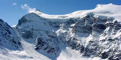 Savoie Un Couple Et Son Guide Meurent Emport S Dans Une Avalanche Mce Tv