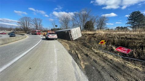 Tractor Trailer Overturns Shuts Down I 81 Exit Ramp In Cumberland Co