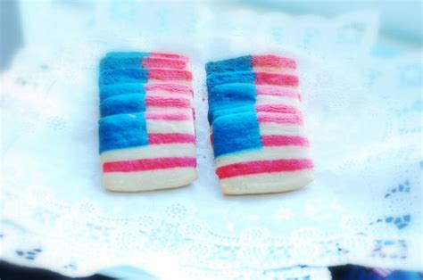 How to make American Flag 4th of July Cookies - CakesDecor