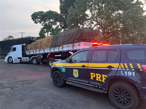 PRF apreende veículo adulterado que realizava transporte ilegal de