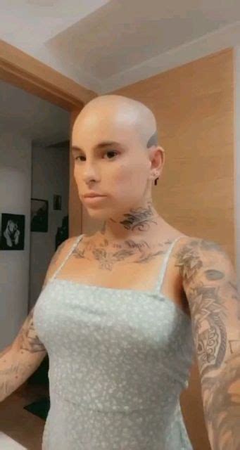 Baldbeauty2022 On Instagram Bald Beauty 👨‍🦲🥰 In 2024 Shaved Head Women Short Hair