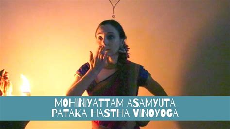 Mudras Of Indian Dance Mohiniyattam Pataka One Hand With Meanings