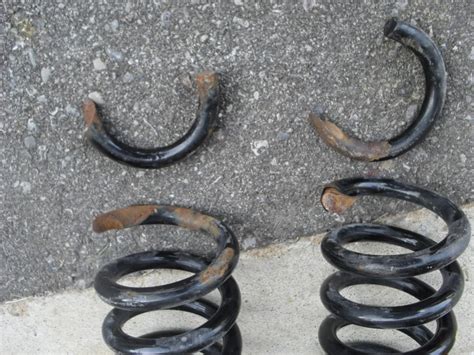 Replace Broken Front Coil Spring At Johnnie Callahan Blog