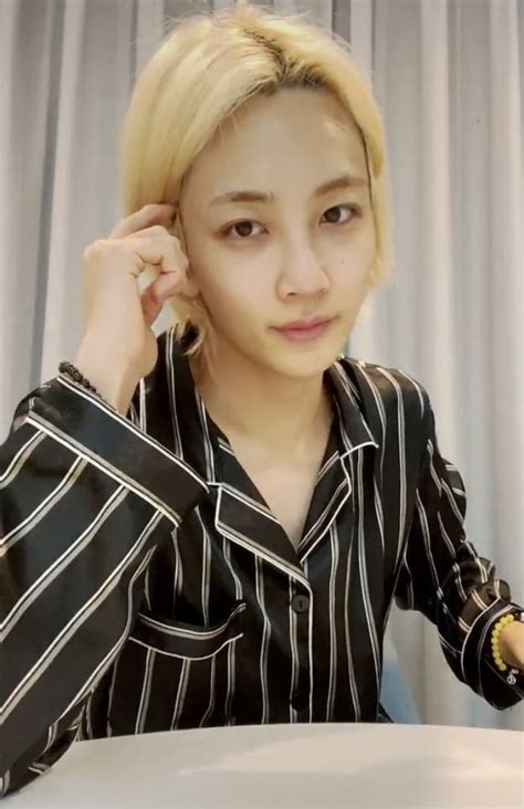 Vlive Jeonghan 😇 Striped Top Women Striped