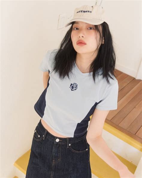 MUSINSA公式 HAVISM COLOR BLOCK CROP S S TEE SKY BLUE