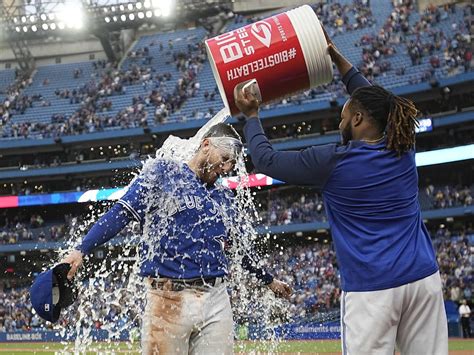 Blue Jays look to maintain dominance over Red Sox