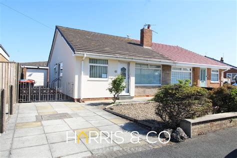 Pike Court Fleetwood Fy7 2 Bed Semi Detached Bungalow £180 000