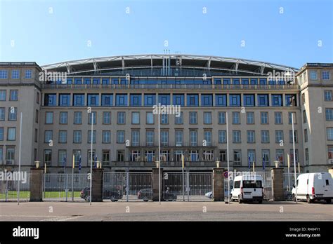 Leipzig Stadium Hi Res Stock Photography And Images Alamy