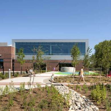 Ramsey County Roseville Library in Roseville, Minnesota by