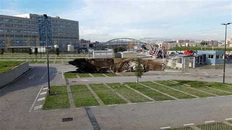 La Voragine All Ospedale Del Mare Di Napoli