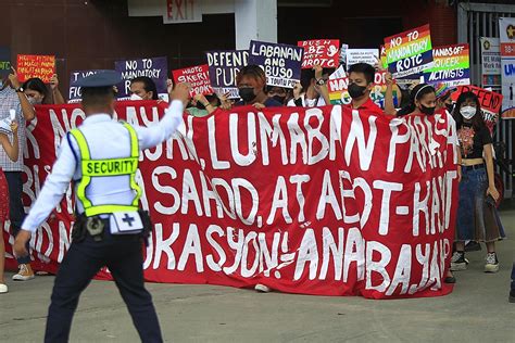 Students Protest Mandatory ROTC Photos GMA News Online