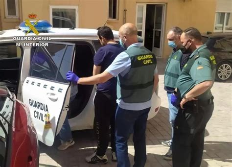 La Guardia Civil Desmantela Un Punto De Drogas En Cehegín Y Detiene A Sus 2 Presuntos Responsables