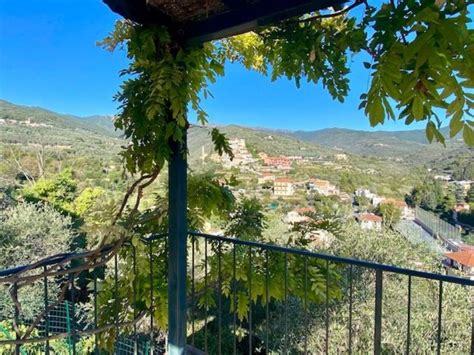 Casa Indipendente In Vendita A Dolcedo Valle Arroscia Imperia