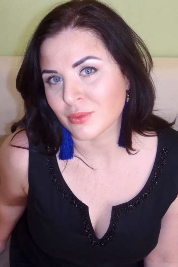 Ukrainian Single Helen Blue Eyes 40 Years Old Id89365