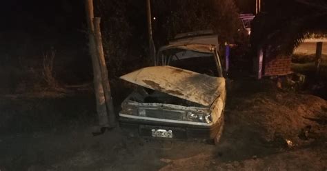 Iba Ebrio Perdi El Control De Su Auto Y Choc Violentamente Contra