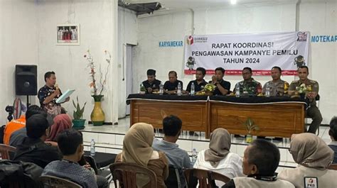 Panwascam Cibatu Gelar Bimtek Pengawasan Kampanye Pemilu Tahun 2024