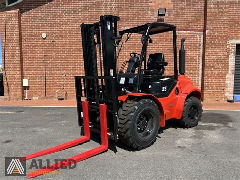 2022 Redlift Cpcd35 Xw33c Rt4 Diesel Rough Terrain Forklift Allied