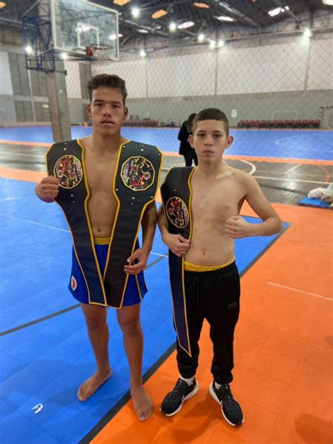 Mafrense Campe O Catarinense De Boxe Chin S Em Duas Categorias